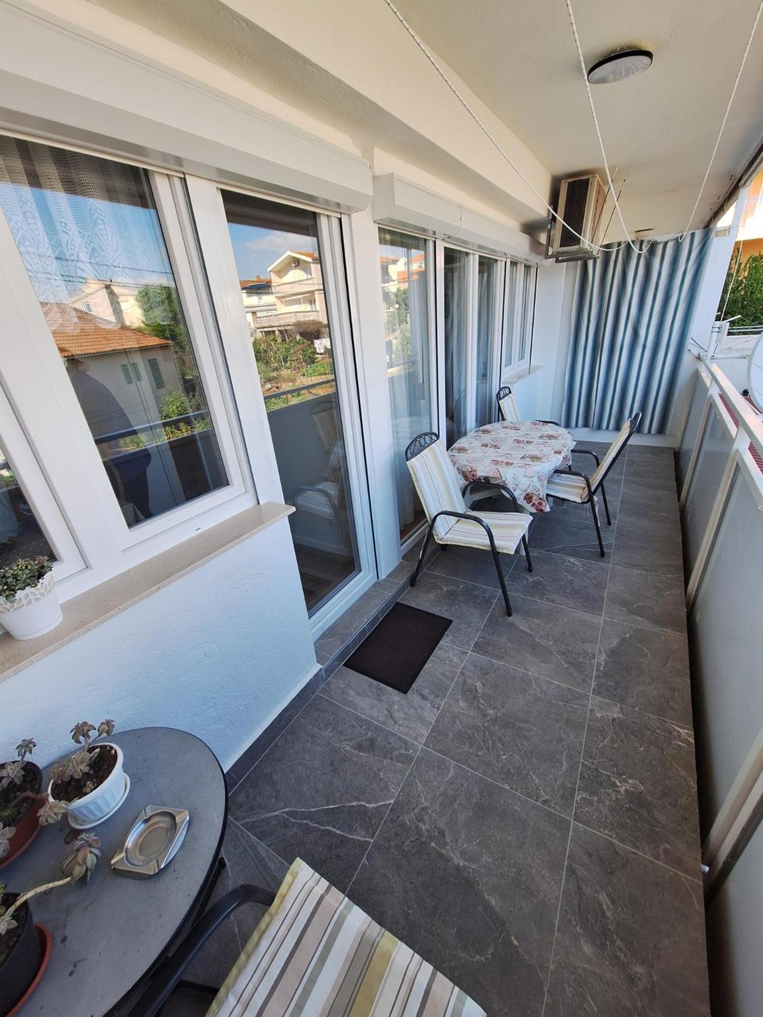 Apartment Doris Primošten Esterno foto